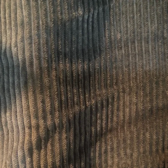 American Eagle Olive Corduroy Button-Up Shacket - Picture 5 of 6